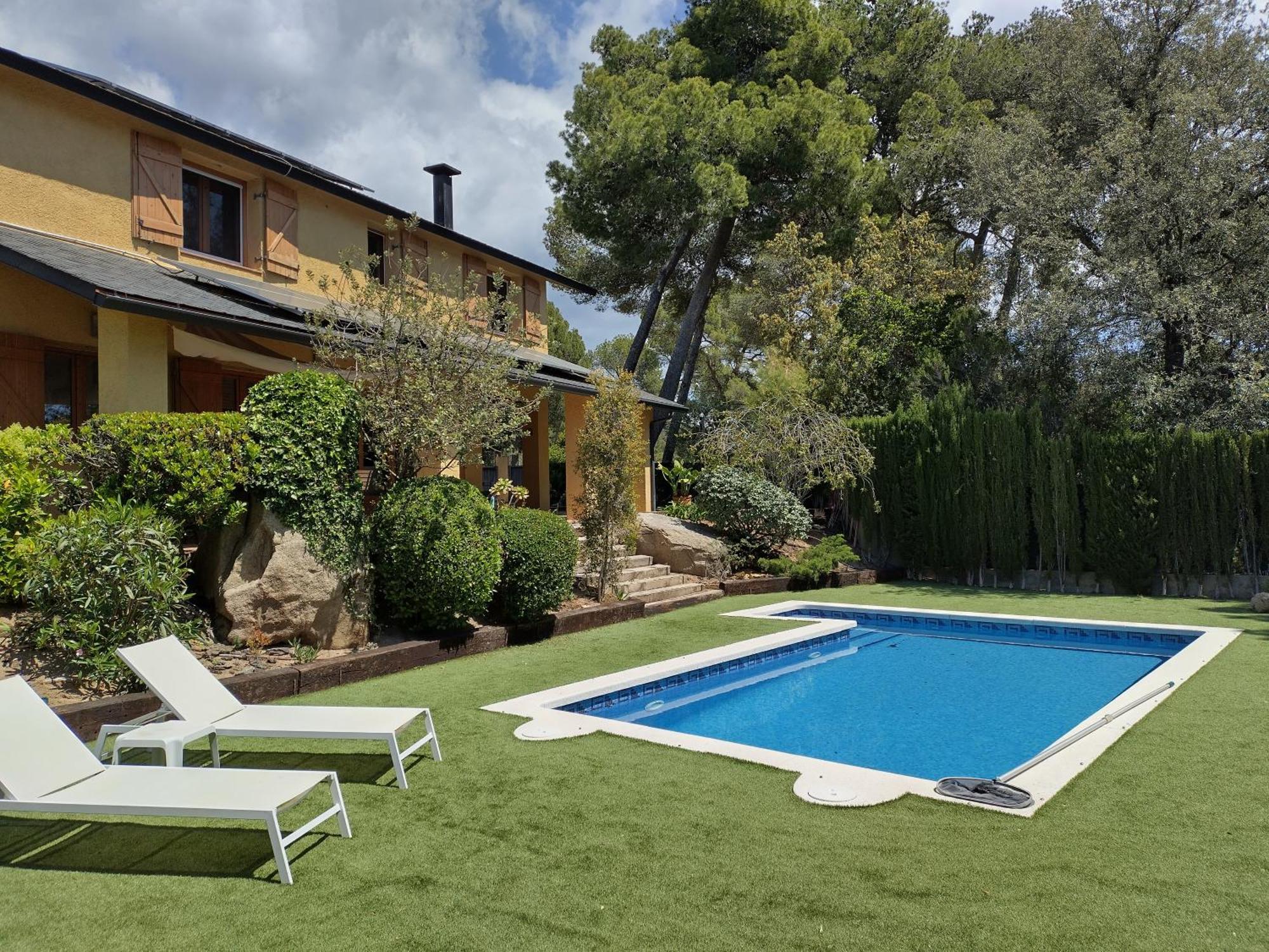 Sant Cebrià de Vallalta Casa Feliz 빌라 외부 사진